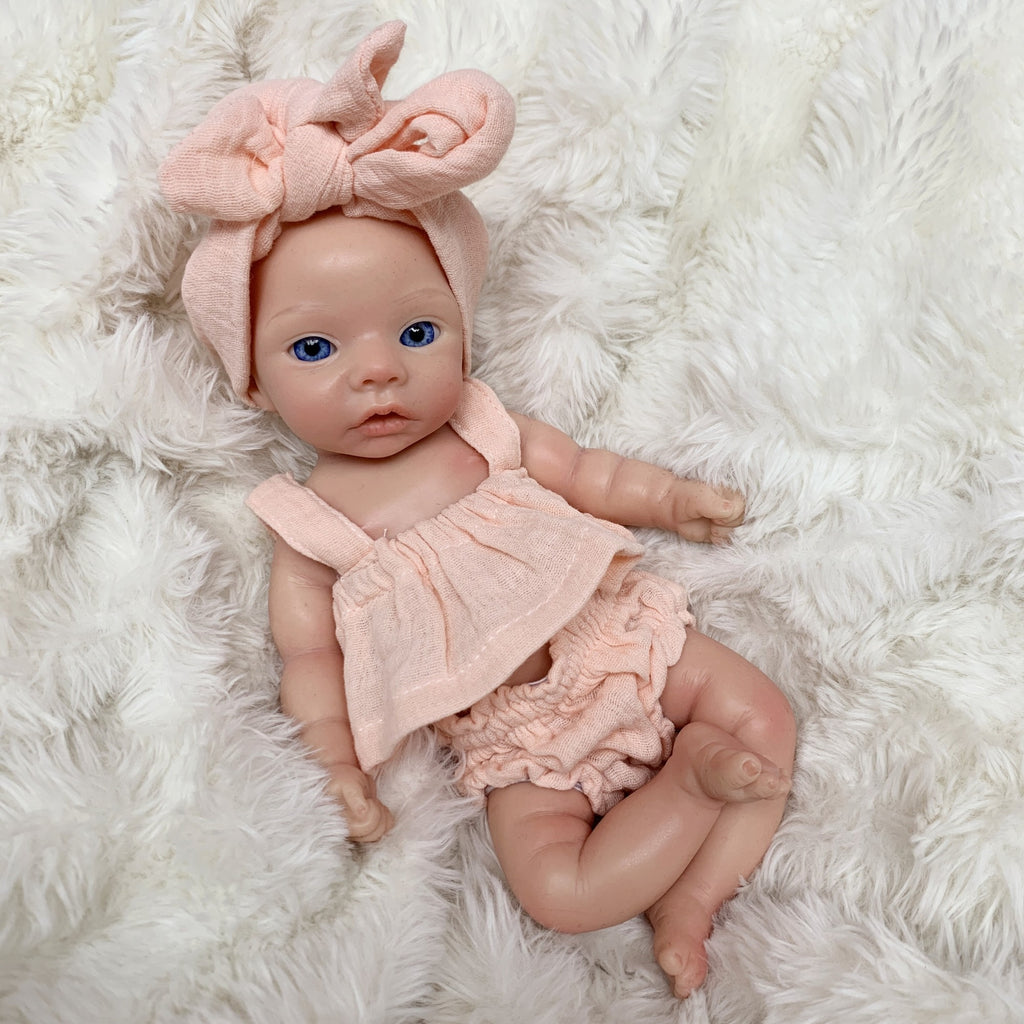 10 Inch Silicone Baby Doll Boy Realistic Soft Full Body Lifelike Reborn Baby with Accessories