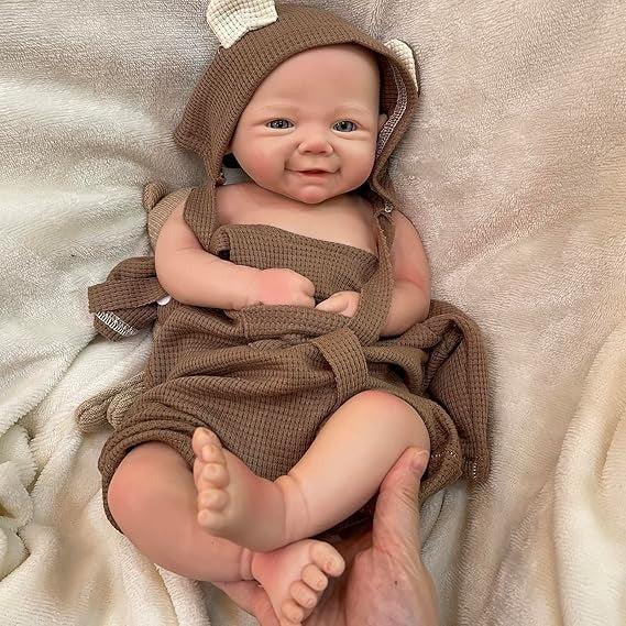 18 Inch Full Body Silicone Reborn Baby Doll Lifelike Handmade Weighted Newborn Baby Doll Set for Children