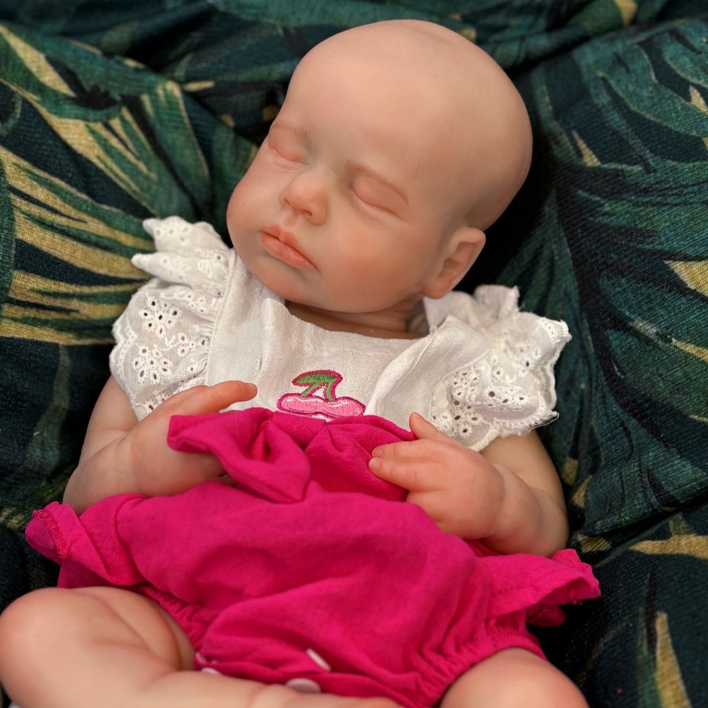 18 Inch Soft Silicone Reborn Baby Doll Realistic Lifelike Full Body Mini Baby with Accessories
