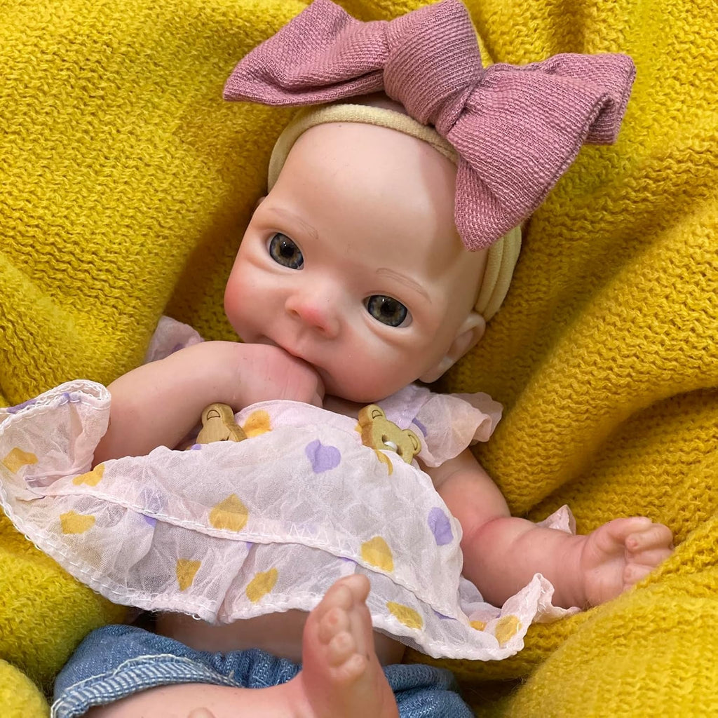 10 Inch Full Silicone Baby Doll Lifelike Reborn Realistic Mini Baby Full Body Soft Silicone with Accessories Set